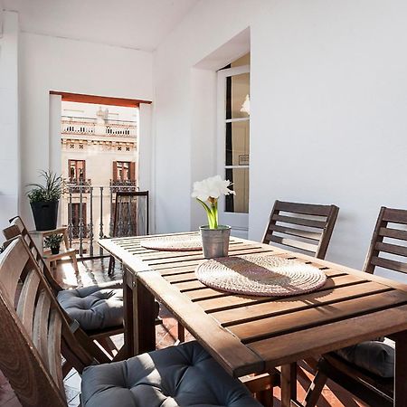 Beautiful Apartment With Terrace In Barcelona Exterior foto